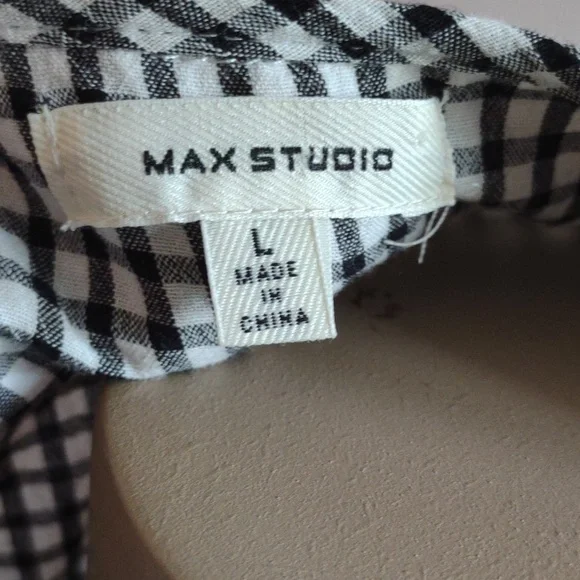 Max Studio gingham top - Picture 9 of 9
